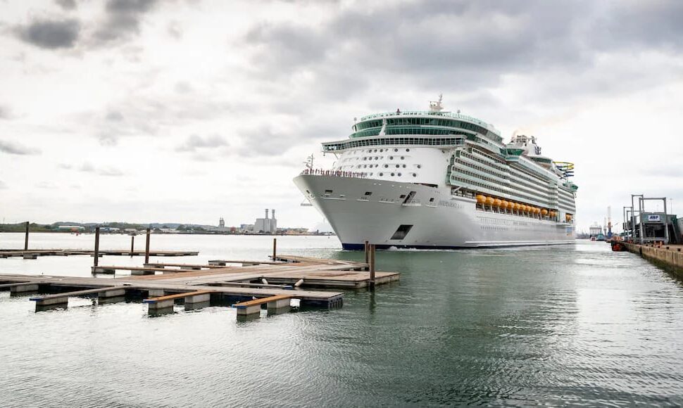 Taxi Transfers from Southampton to Heathrow with trust.