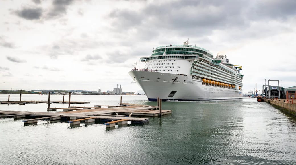 Taxi Transfers from Southampton to Heathrow with trust